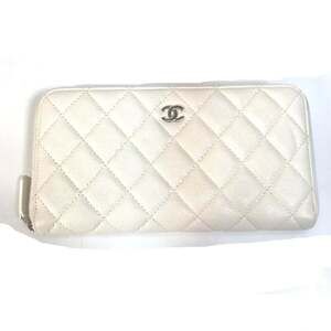 CHANEL Authentic White Wallet